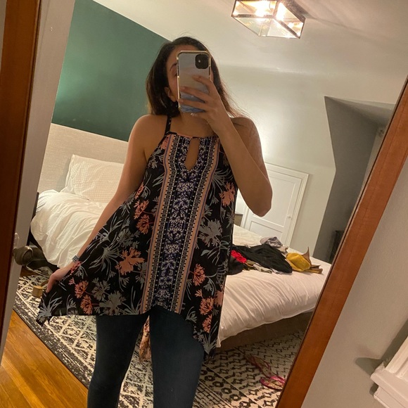 Express sleeveless floral top - Picture 2 of 4